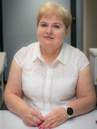 dr n. med. Joanna Bzowska