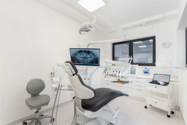 Centrum Stomatologii DentystaKliny