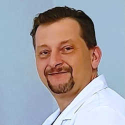 lek. Jakub Grudzień